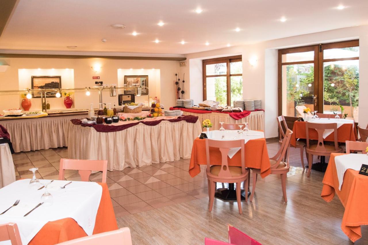 Hotel Brascos Rethymno  Bagian luar foto